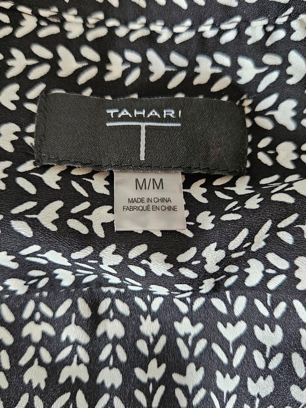 Tahari Short Sleeve Button Down Blouse - Picture 10 of 10